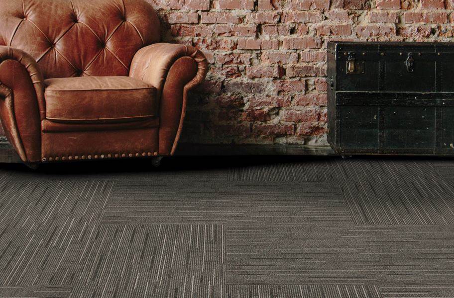 Phenix Standing Ovation Carpet Tile