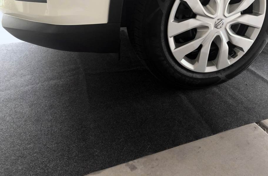 Protects Garage Driveway Floor,Absorbent Oil Pad Reusable Durable,Premium Vehicle Felt Fabric Mat,Black LDYRJIM Oil Spill Mat 36x 60 