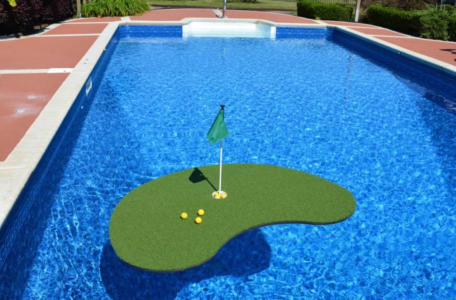 Golf-Elite Floating Putting Greens - 4'x6'