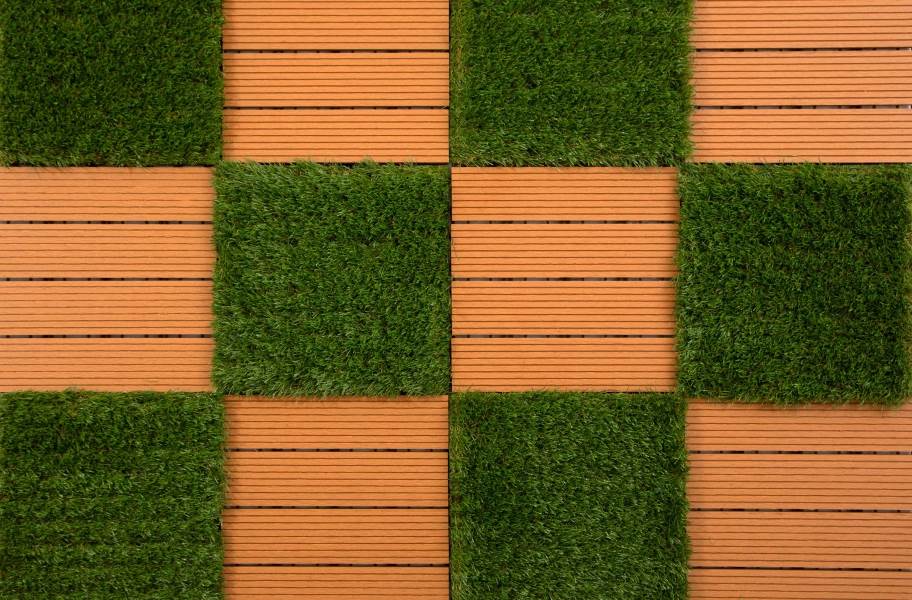 Helios Deck Tiles - 4 Slat + Artificial Grass Deck Tile