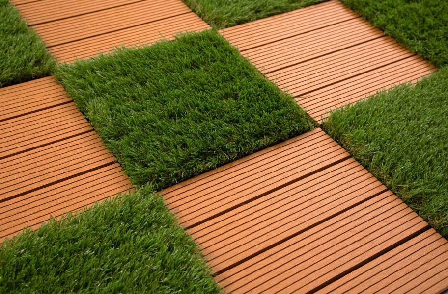 Helios Deck Tiles - 4 Slat + Artificial Grass Deck Tile
