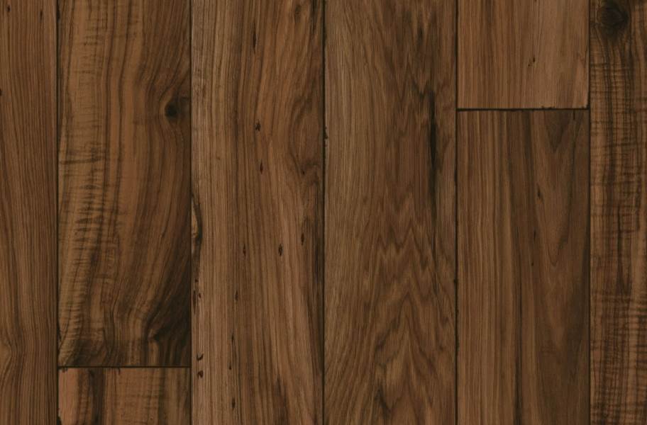 Armstrong Stratamax Vinyl Sheet - Distressed Hickory Walnut