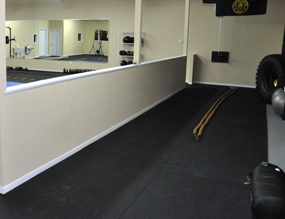 Customer review image of  in Small 2400 sf Commercial Gym
